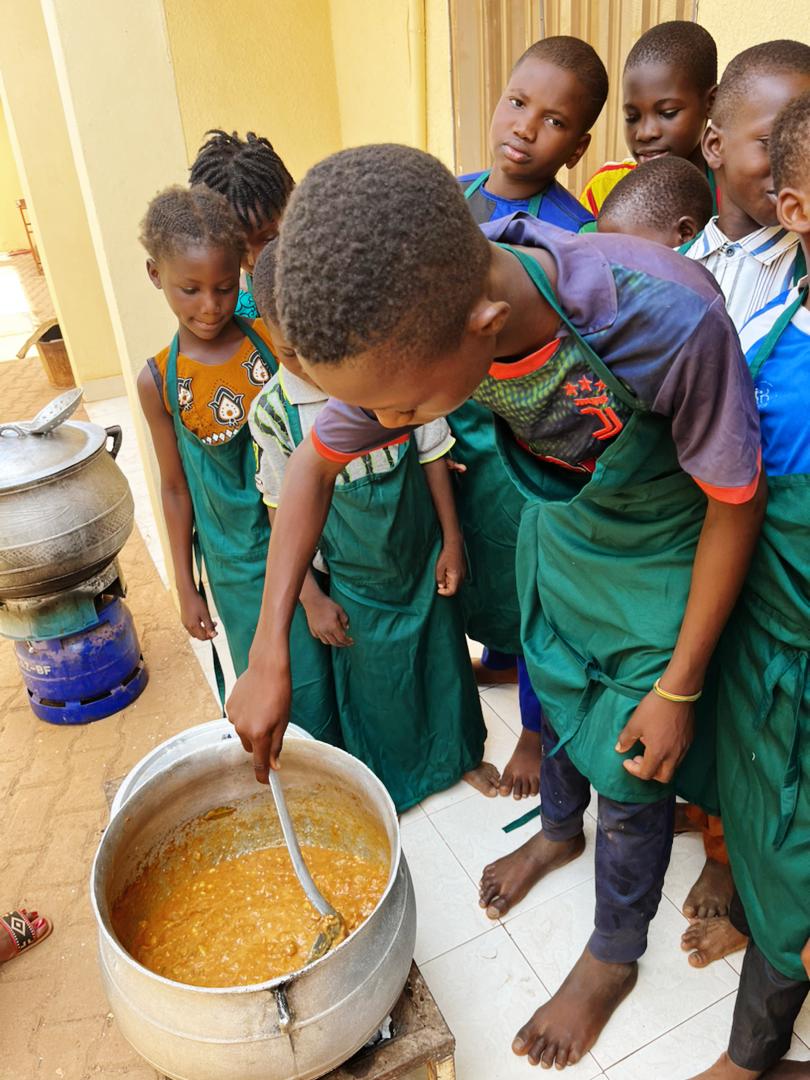 Orphan education programme — Fondation Peniel