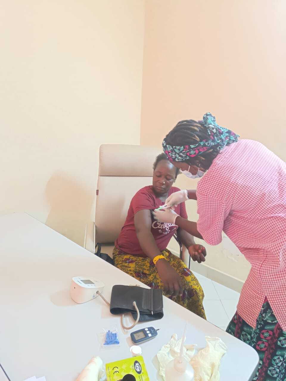 Health care for widows — Fondation Peniel